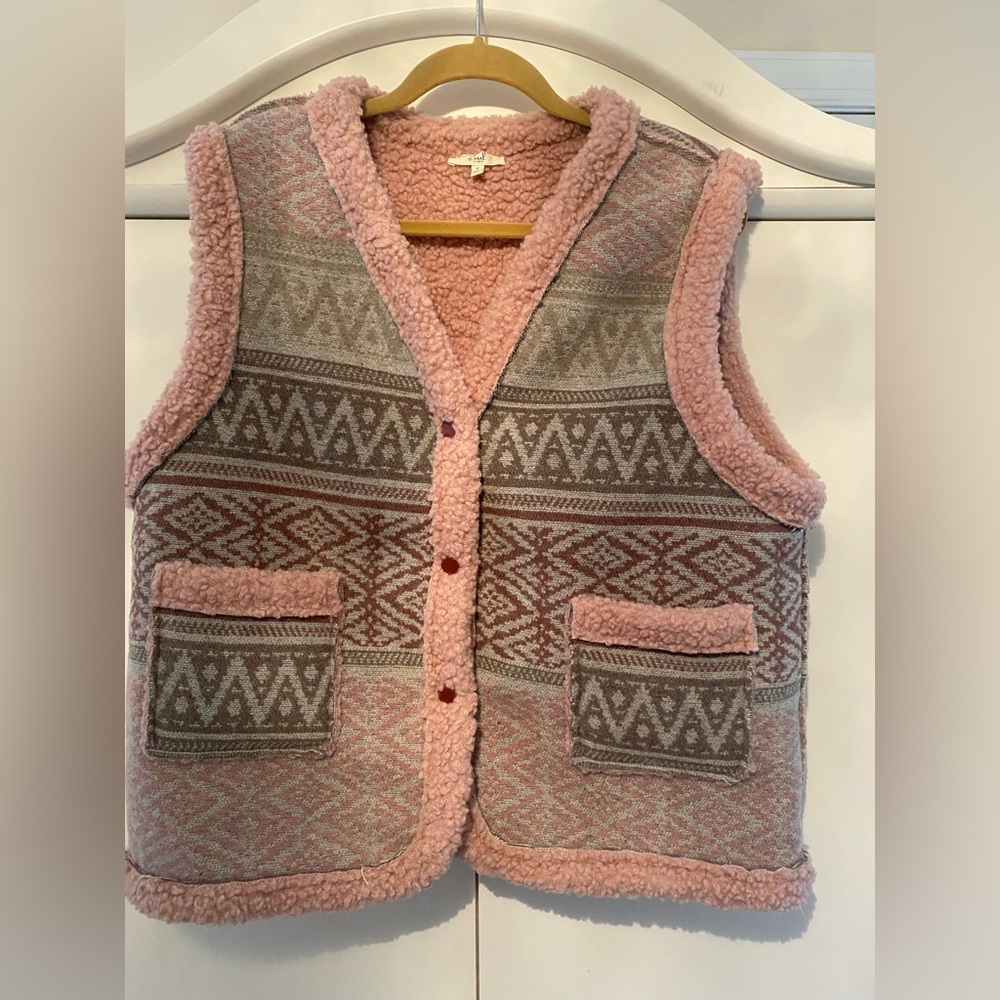 Easel Medium Vest - Oversized- Comfy sherpa lining Boho Chic!